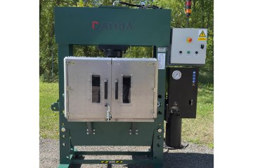 Plastic lumps cutter, rok 2025