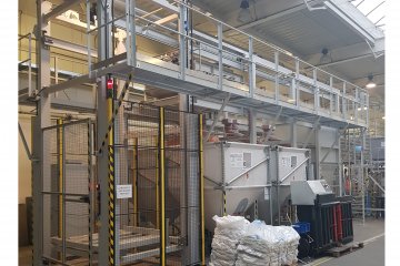 Halbautomatische Entkernungsanlage